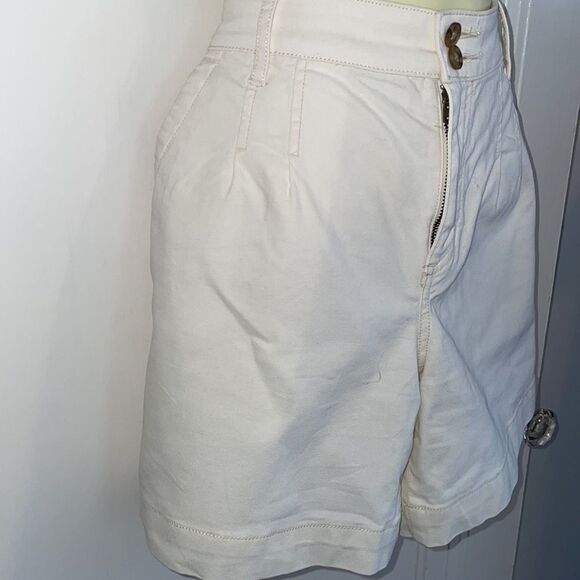 a.n.a cream colored high waisted pleat front shorts - Picture 4 of 8